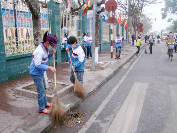 Trà[-]Vinh:[-]Cải[-]thiện[-]vệ[-]sinh[-]môi[-]trường[-]trong[-]cộng[-]đồng